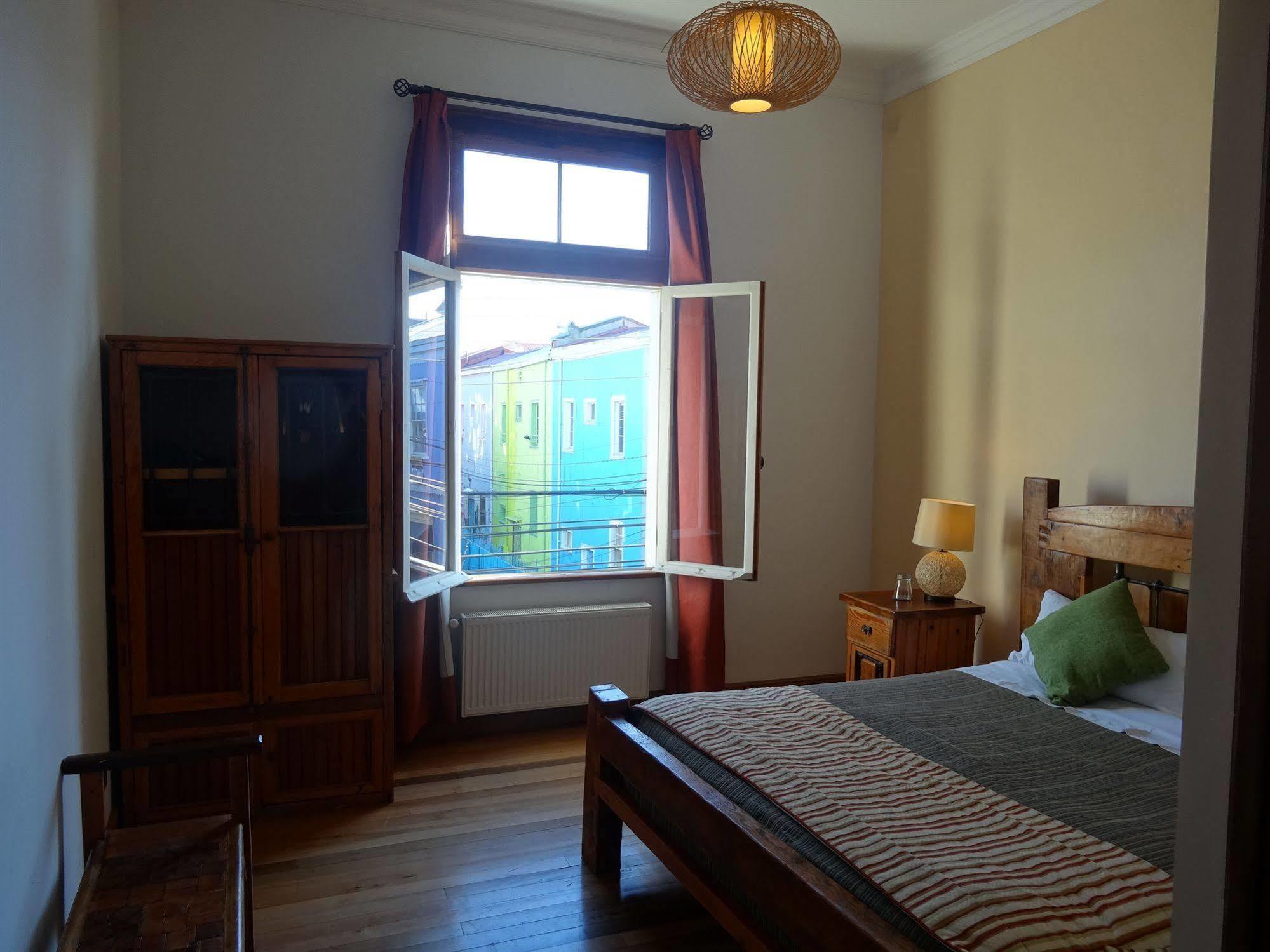 Puerta Escondida Bed & Breakfast Valparaiso Exterior photo